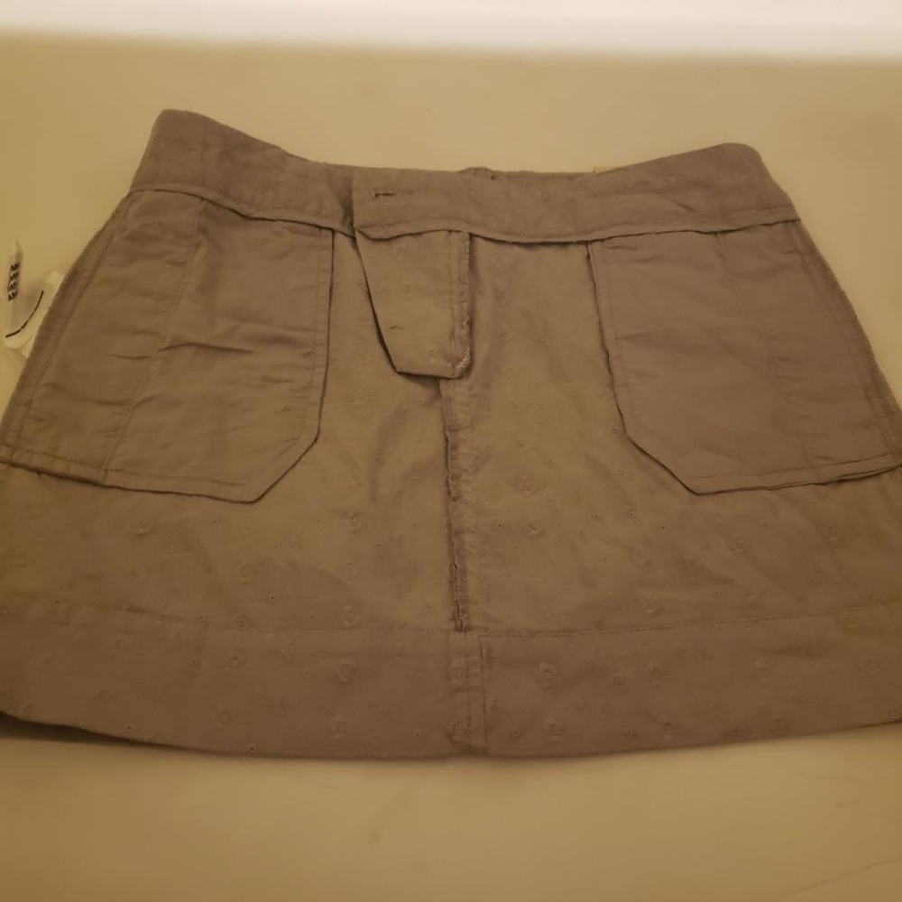 Old navy skirt - Picture 4 of 8